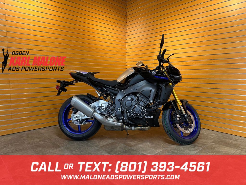 2026 Yamaha MT-10 SP Liquid Metal/Raven - Y01020