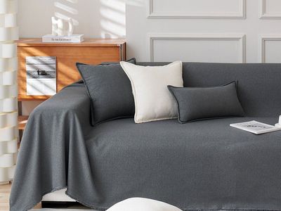 Waterproof pet-friendly couch cover 71"x 118"