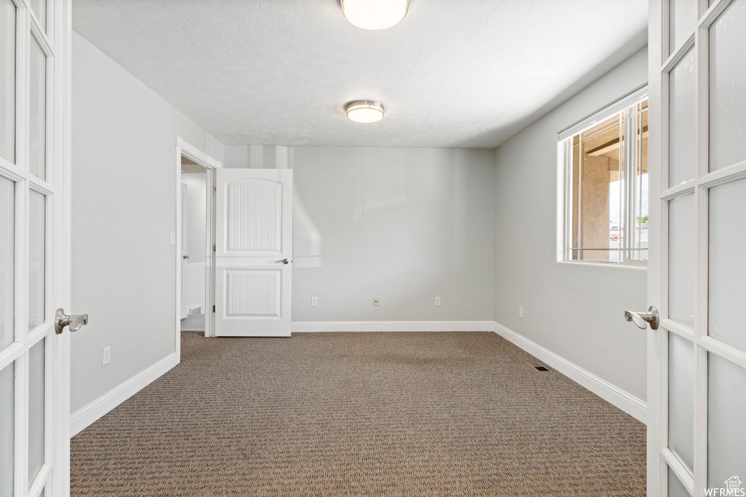 Lehi State Street professional office space for lease 1250-4305 square feet available.