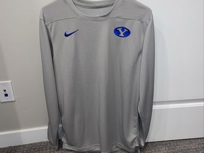 BYU Cougars Nike Dri-Fit LS shirt - medium