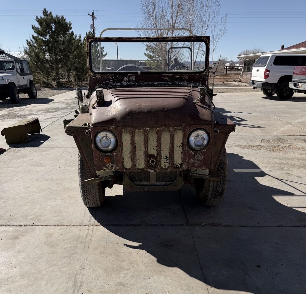 1954 Austin Champ FFW Radio Car