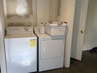 GE washing machine and gas dryer