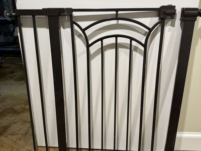 Baby Gate w/multiple Extensions