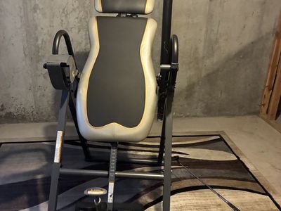 Innova ITM4000 Inversion Table for Back Pain Relief