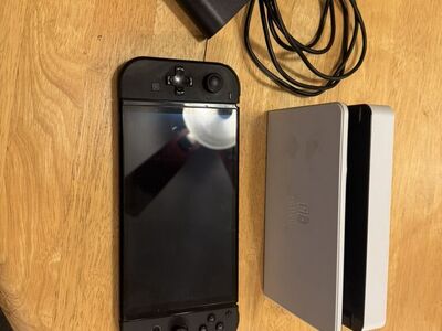 Nintendo Switch OLED + 512gb MicroSD