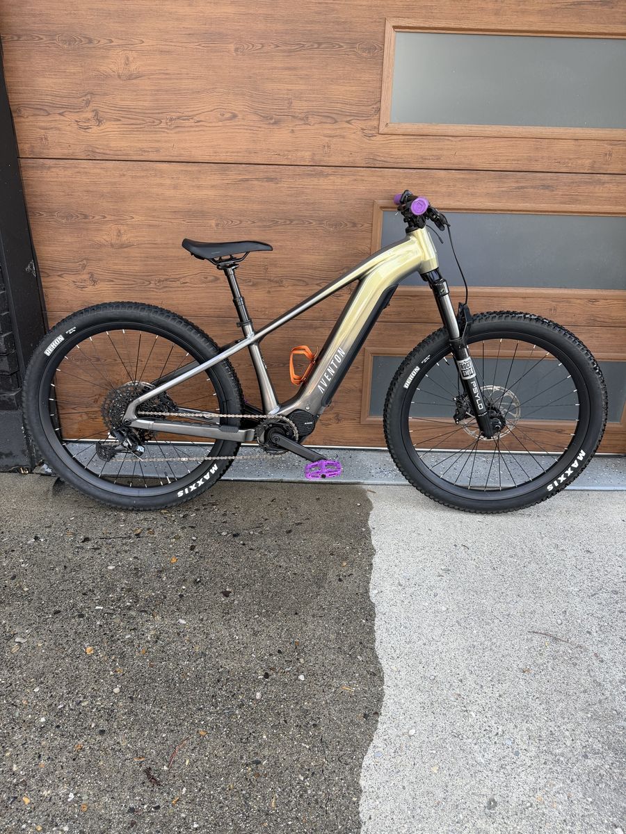 Aventon Ramblas Electric Mountain Bike - Size Small - Hardtail eMTB