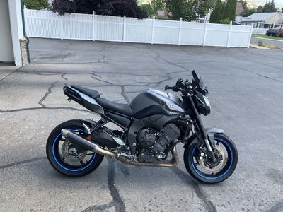 Yamaha FZ8