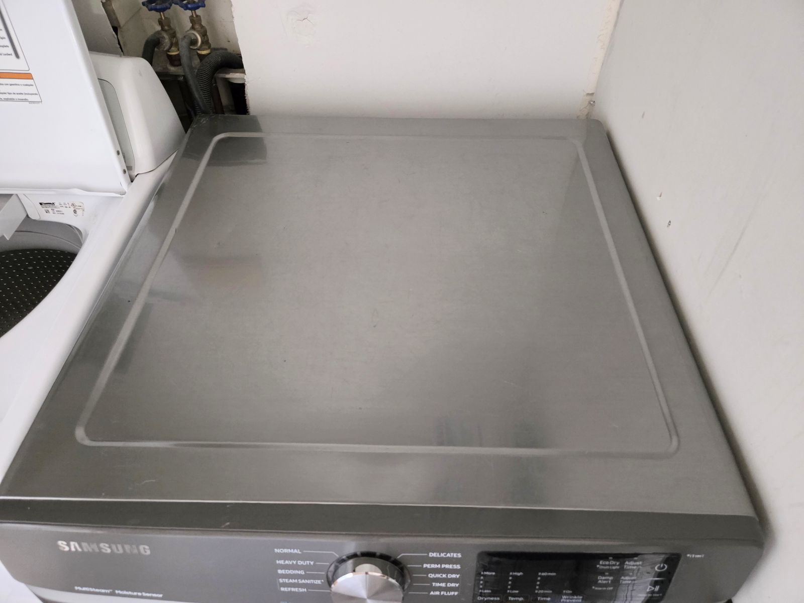 Main image 5