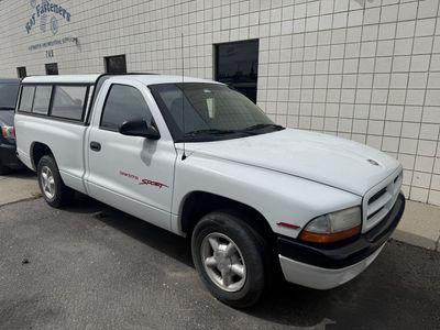 1998 DODGE DAKOTA Base