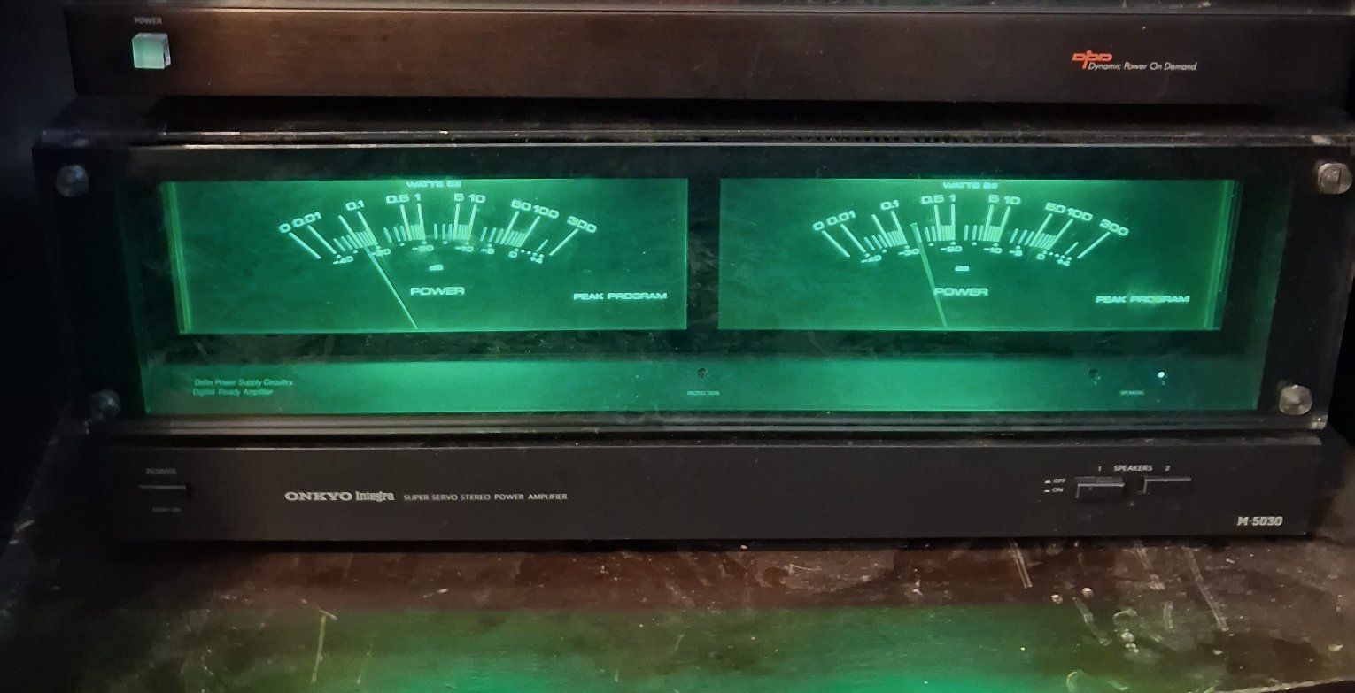 Onkyo Integra M-5030 Super Servo Stereo Power Amplifier with Peak Program Display