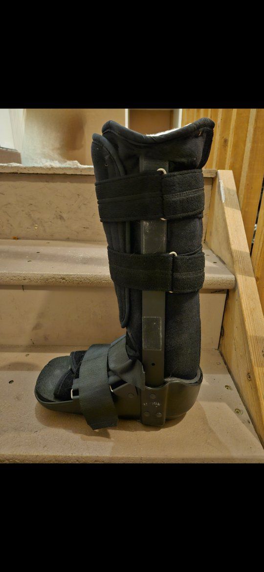 Tall Walking Boot / medical / cast boot