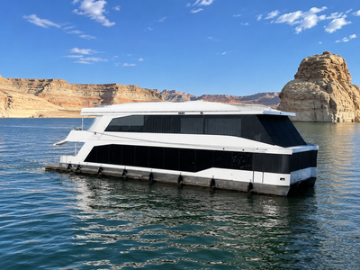 NEW 2027 Horizon - Adonia Houseboat Lake Powell Shared Ownership
