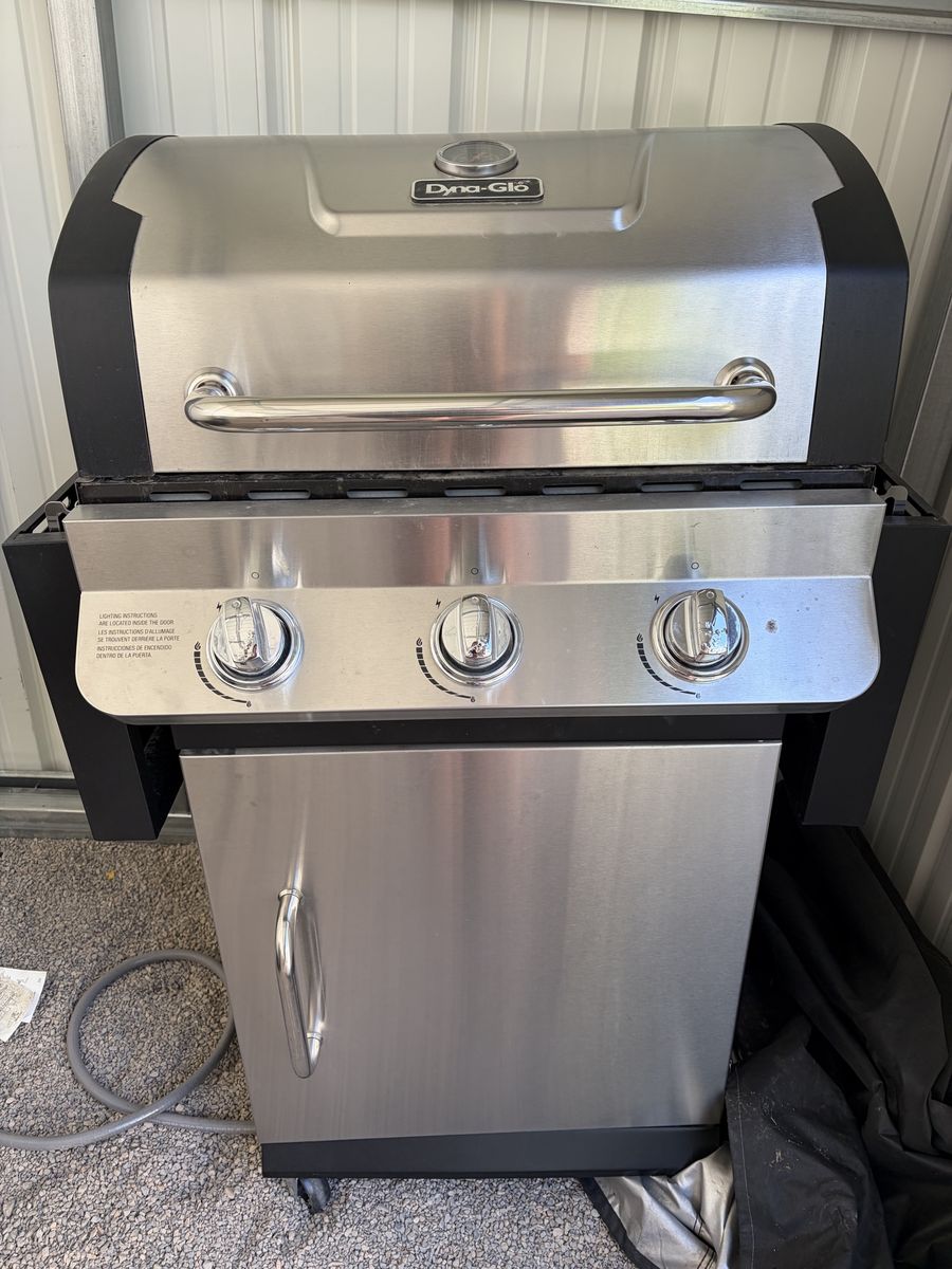 Dyna-Glo Natural Gas grill