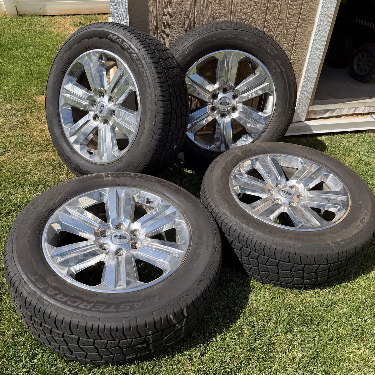 Ford F-150 Lariat 20’s