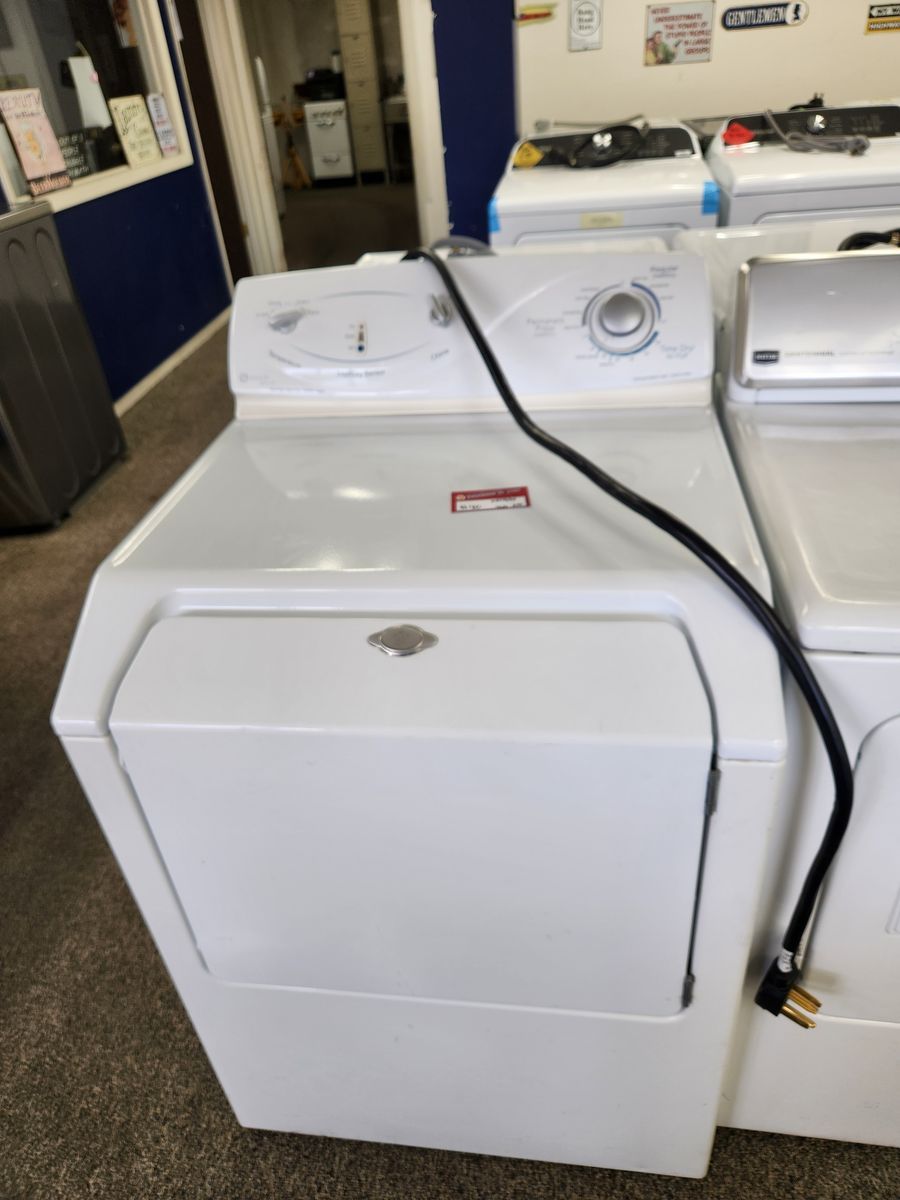 BEAUTIFUL MAYTAG TOPLOAD ELECTRIC DRYER! W-WARRANTY
