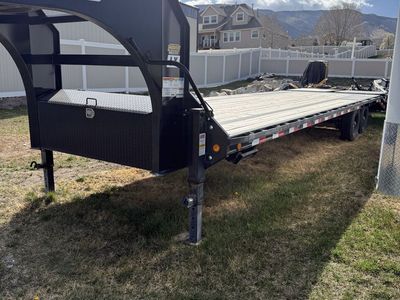 30’ PJ gooseneck trailer