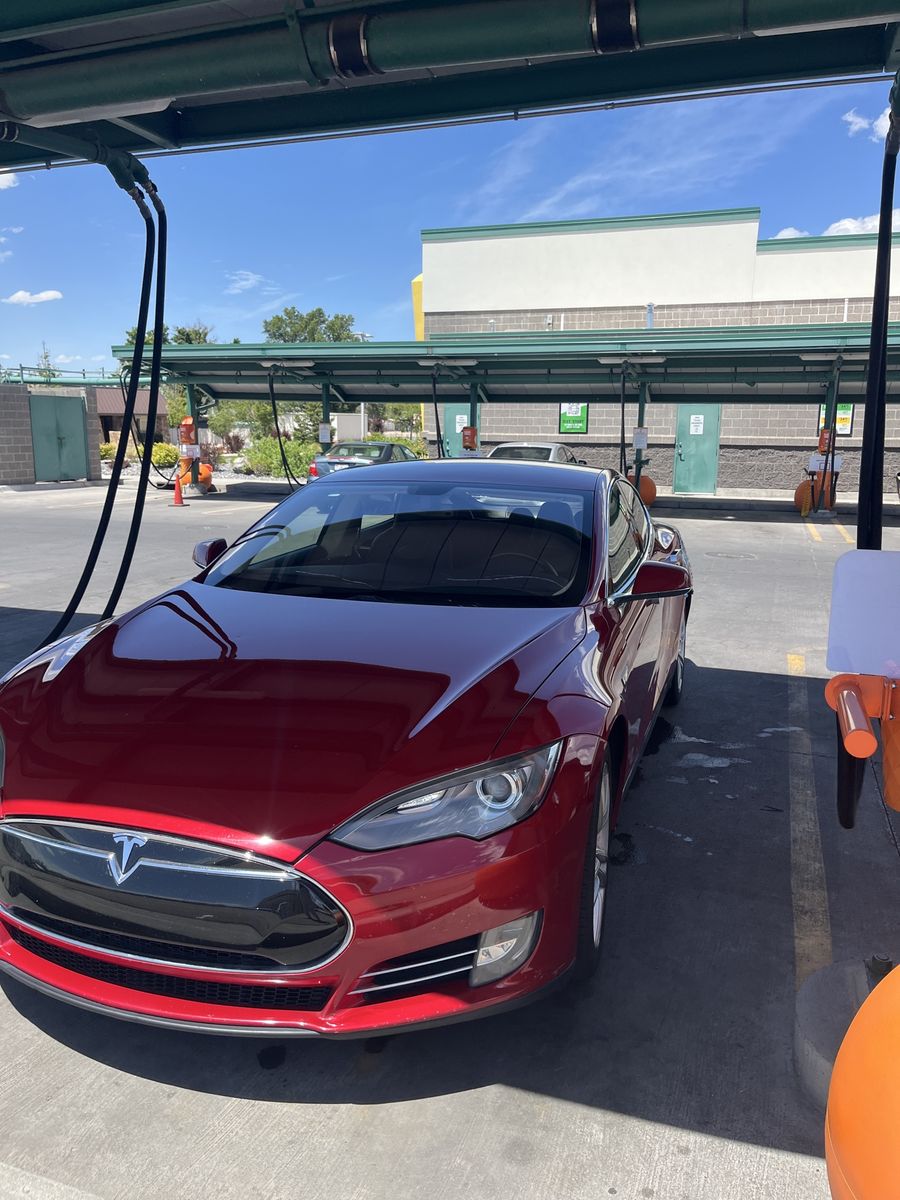 2013 Tesla Model S 