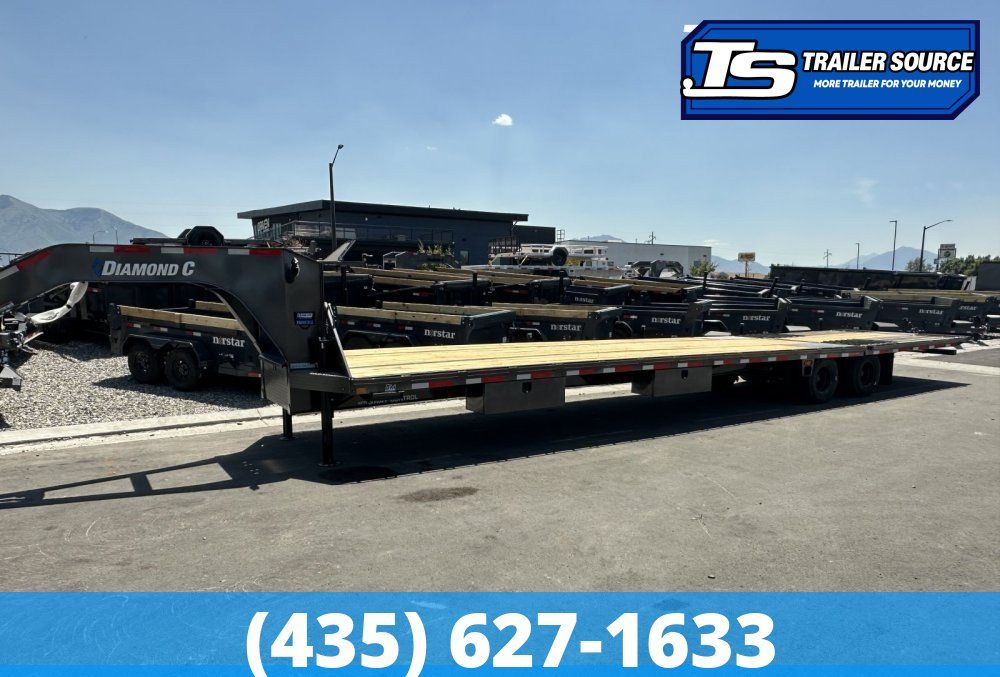 8.5x40 Diamond C FMAX-HDT 212 Pacesetter Pkg Pacesetter Pkg Gooseneck Hydraulic Dovetail Equipment Trailer - 25.9K GVWR -
