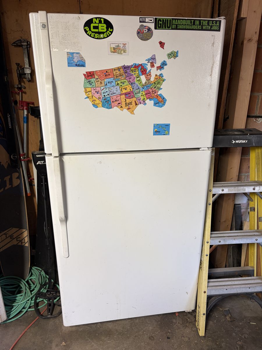 FREE Refridgerator FOR SCRAP