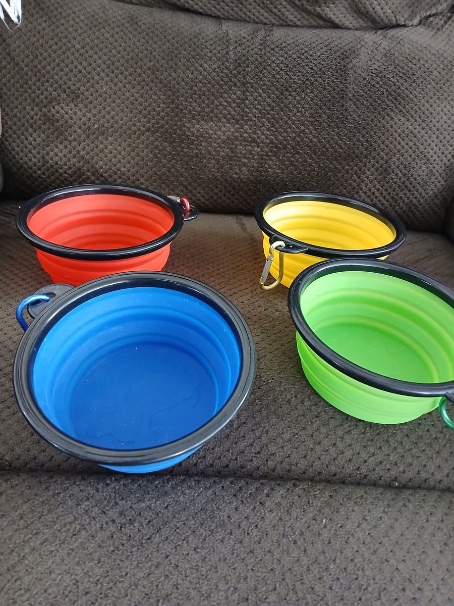 Silicone Dog dishes collapsible