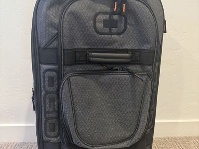 Ogio Terminal Travel Rolling Duffel Suitcase NWT