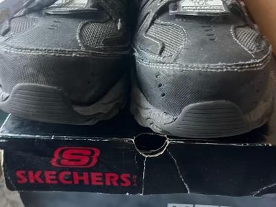 Work shoes, steel toe