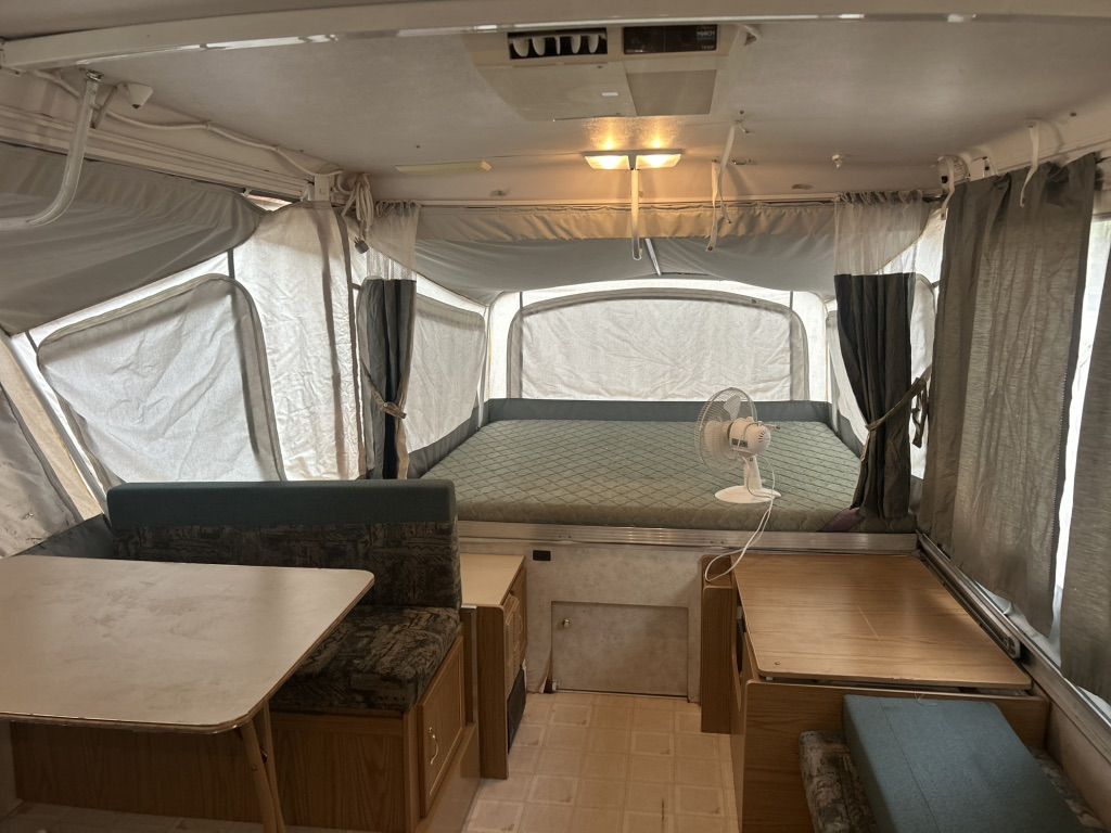 1999 Coleman Ftwd Tent Trailer
