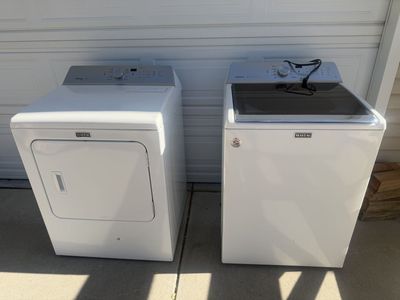 Maytag Bravos XL steam Washer & Electric Dryer Set with MCT