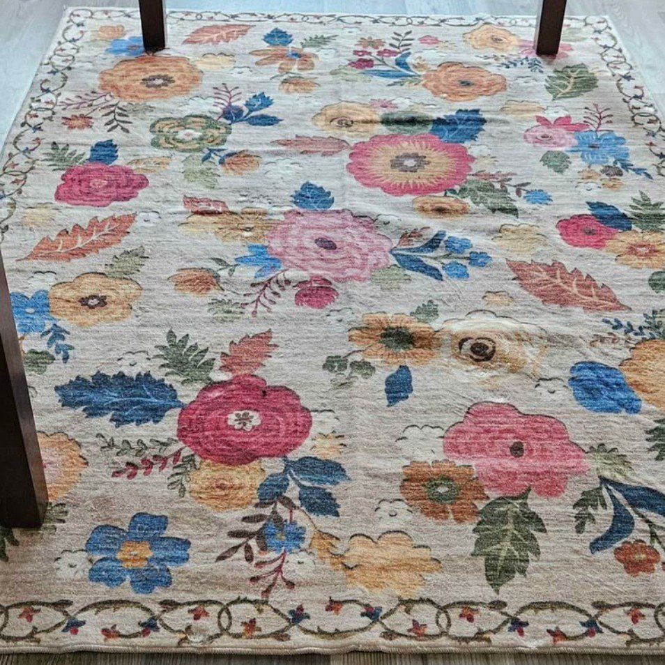 4 x 6 Floral Rug