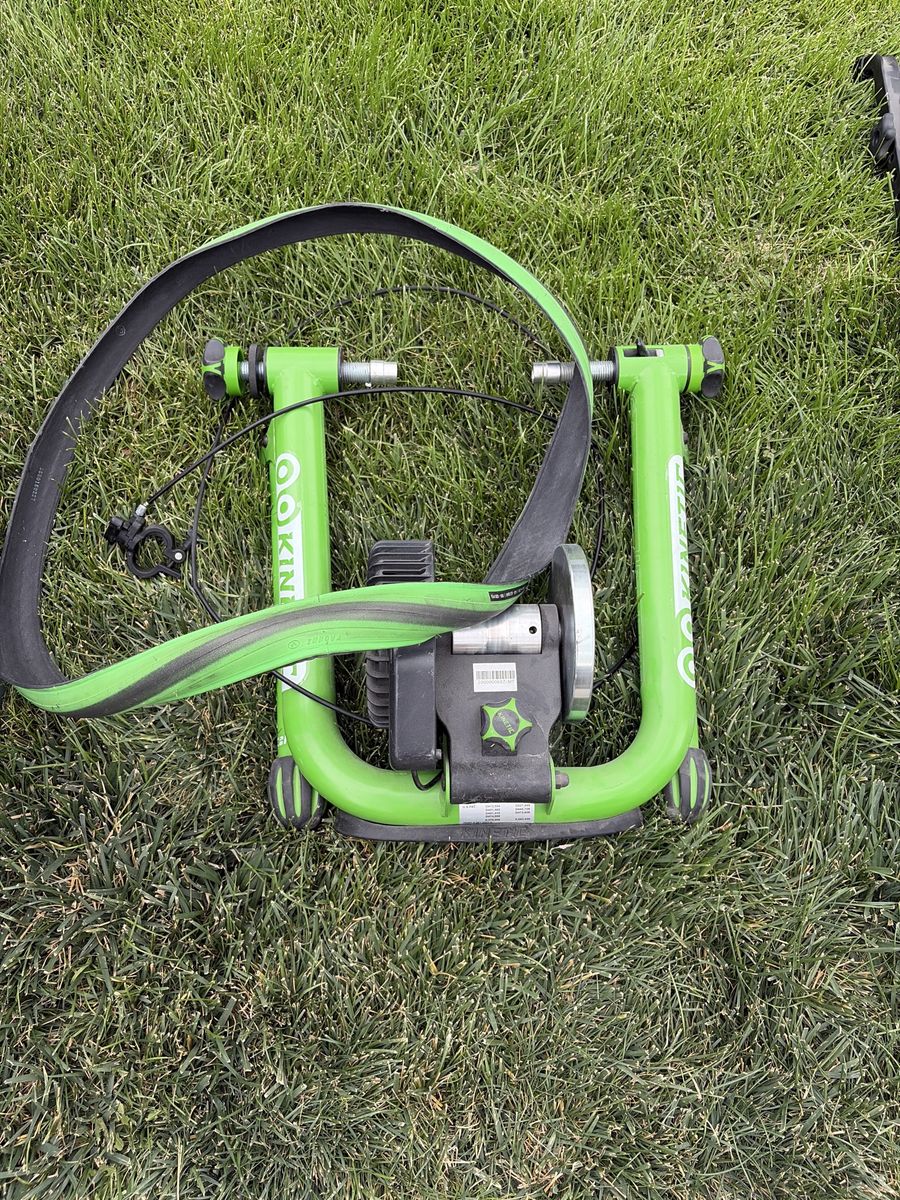 Kinetic Cycling Stationary Trainer 
