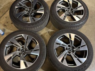 Audi E-tron Suv 5x112 Rims And Good Tire Set
