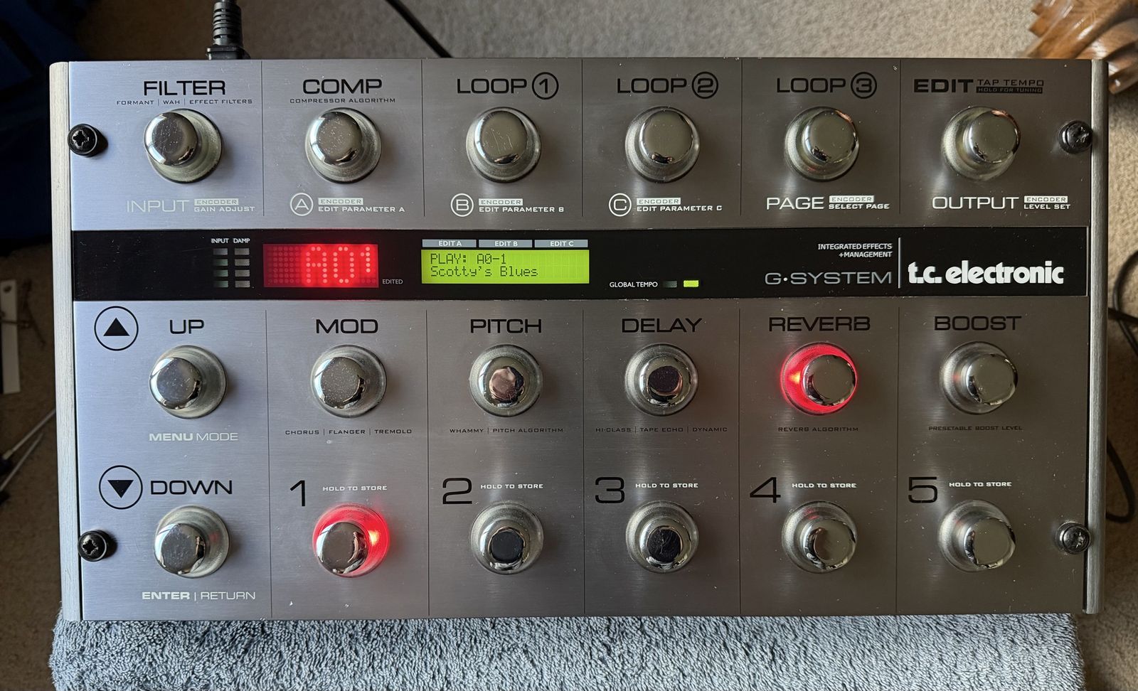 TC Electronic G-System Guitar Effects Processor and Floor Controller; Mint