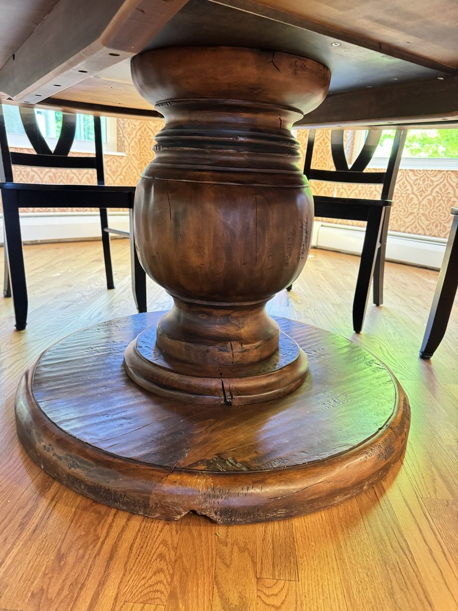 Main image 5