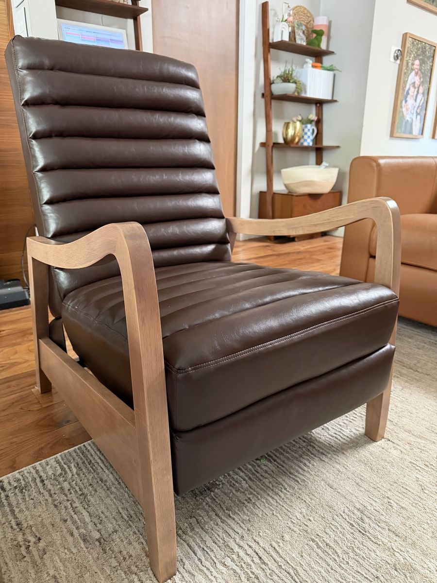 Brown Leather Recliner Chair (Brand New in Box)