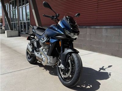 2027 Moto Guzzi V100 MANDELLO
