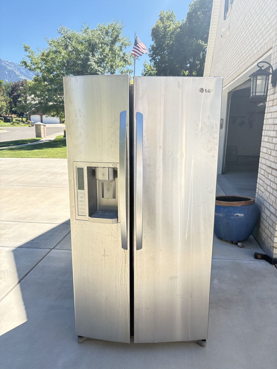 Free refrigerator