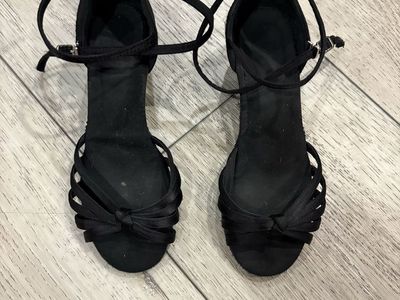 Girls black latin ballroom dance shoes