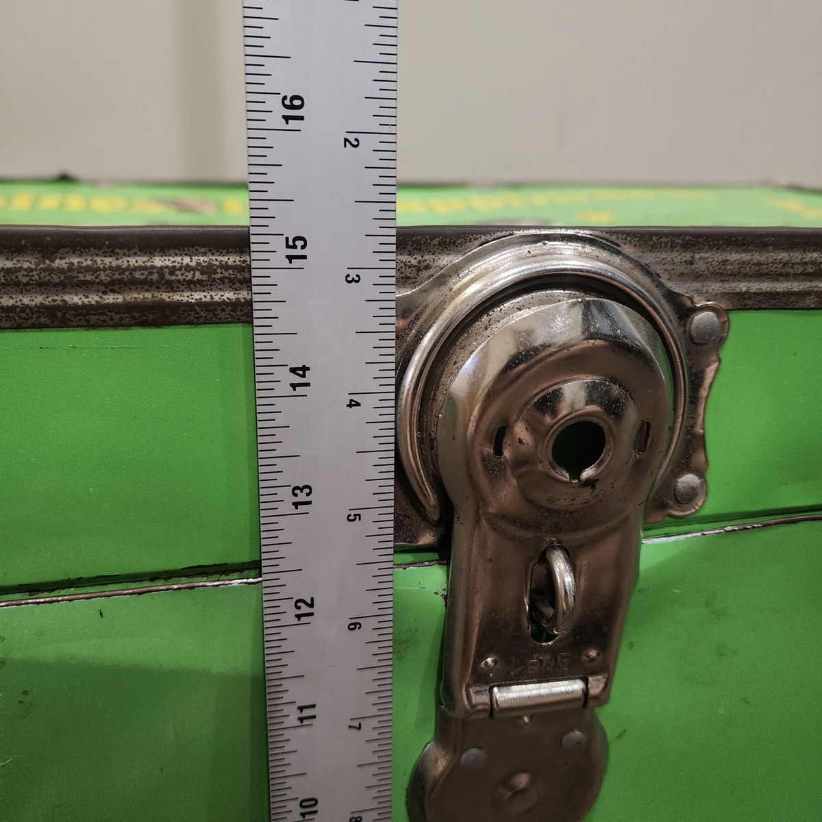 Main image 7