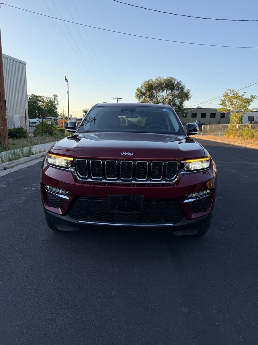 2022 Jeep Grand Cherokee 