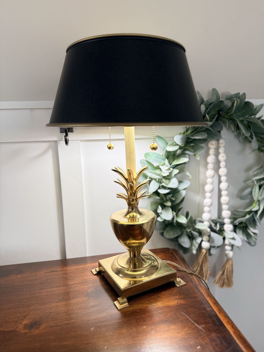VintagHollywood Regency Style Brass Pineapple Lamp