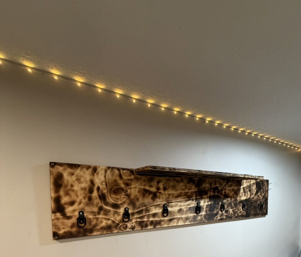 Western Clothes Rack