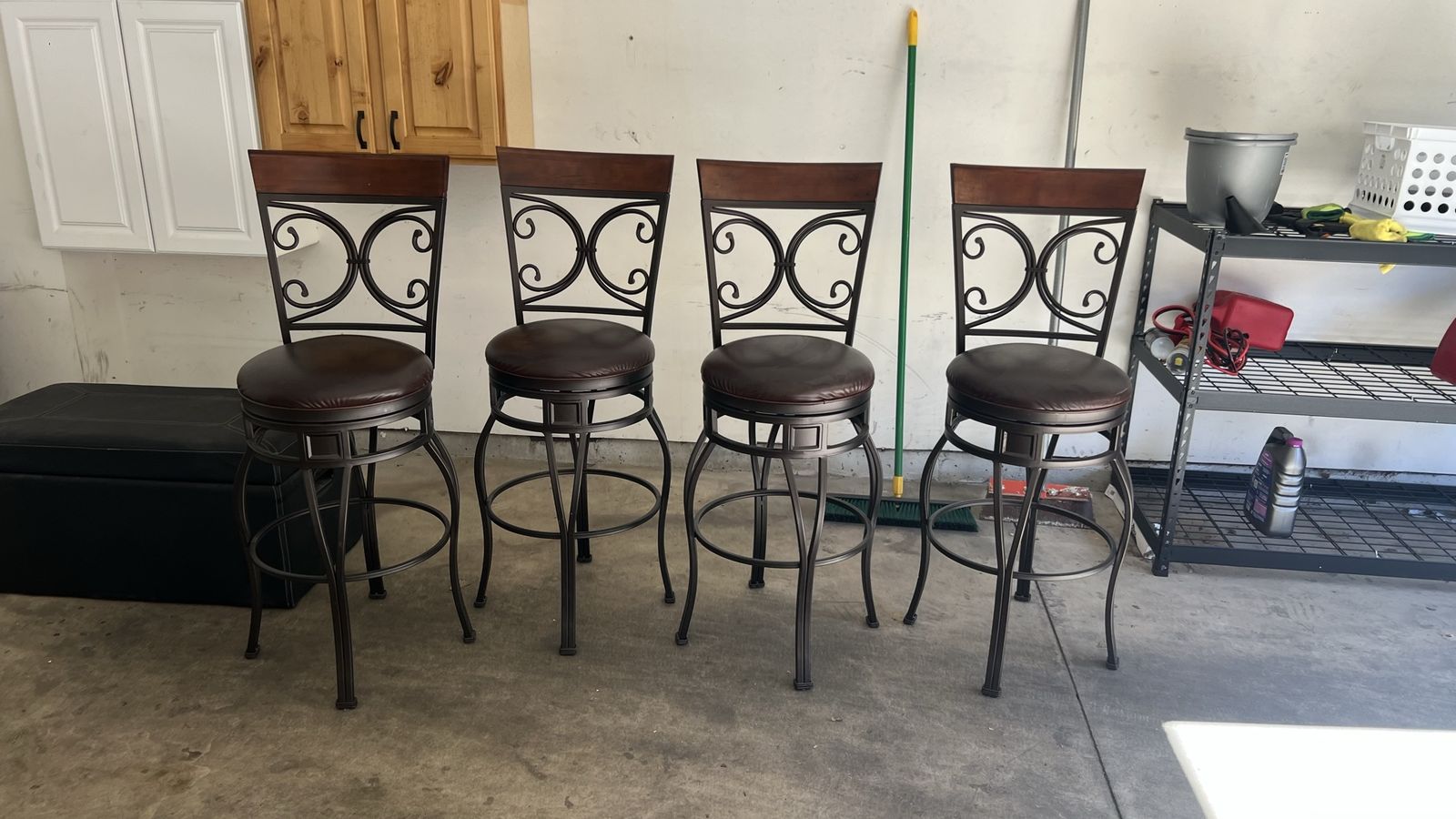 4 barstools