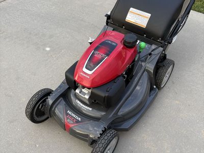 Honda HRX217 ( NEW CONDITIONS )
