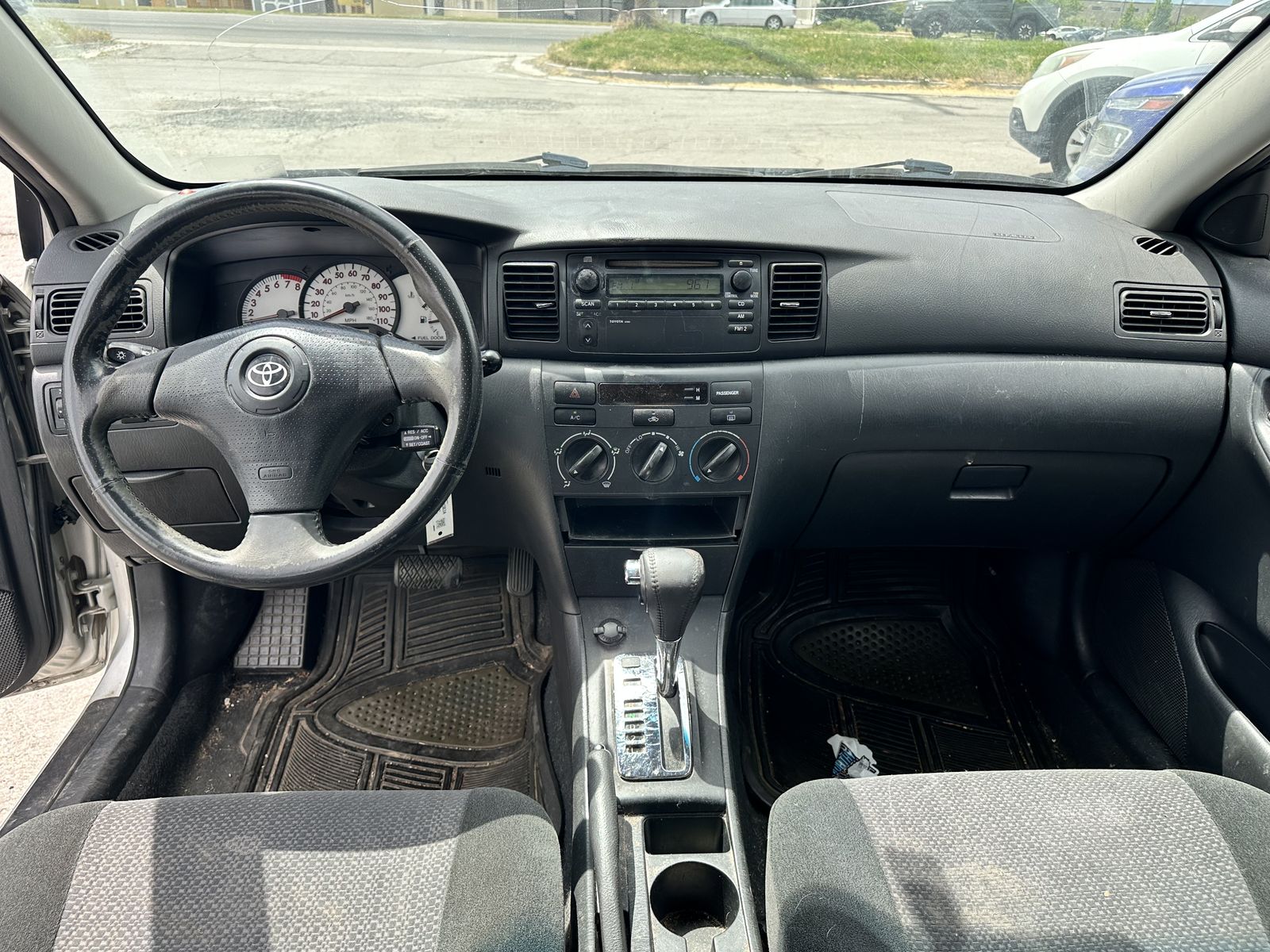 Main image 7