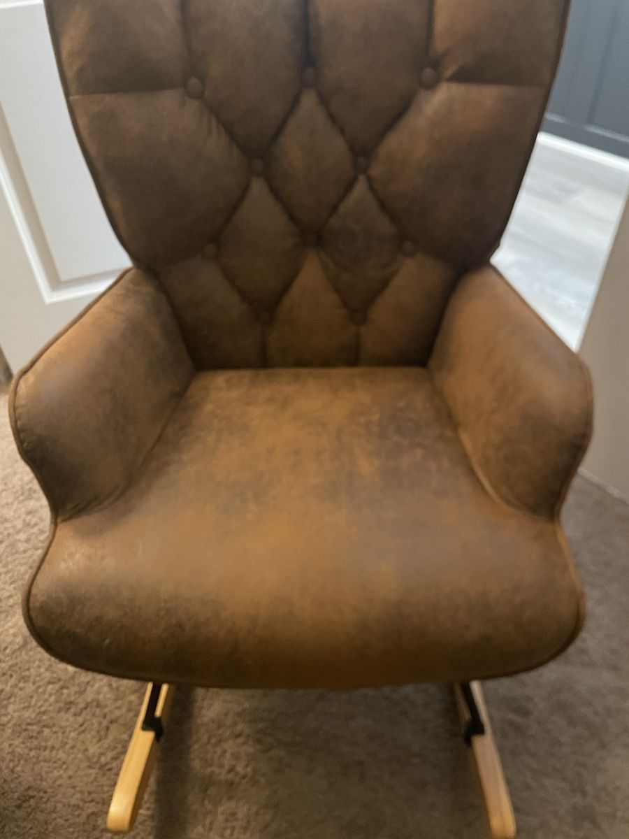 Main image 3