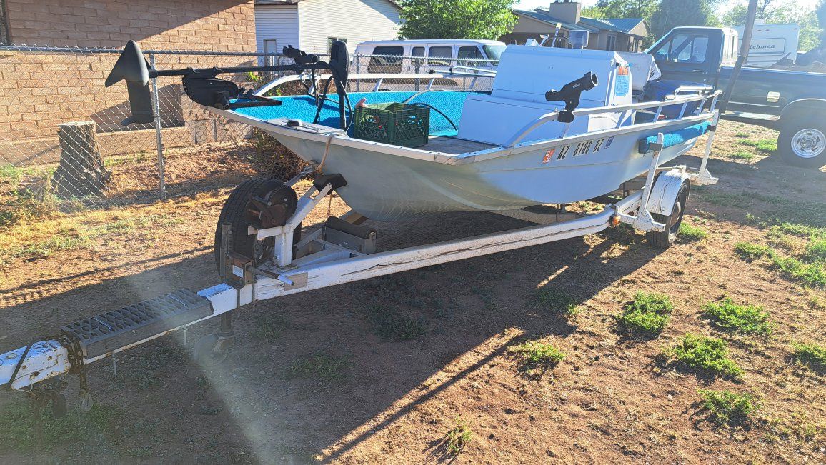 1979 Ski Barge 16 foot boat