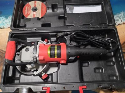 Goldblatt G02830 6-1/4" Tile & Wood Jamb Saw with Case - Corded Electric - Excellent Condition