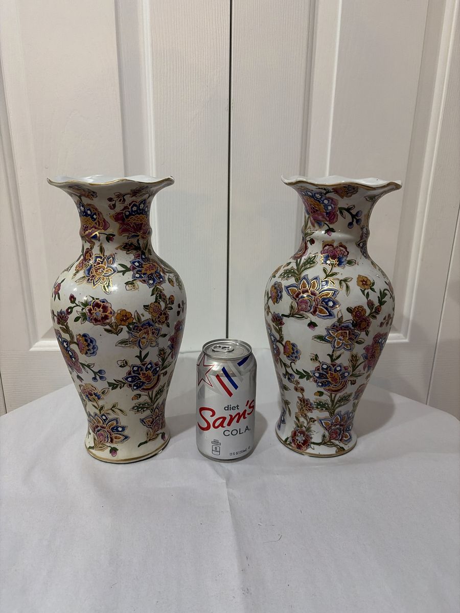  Vintage Oriental  A&B Honda Group Inc 12" Decorative Floral Ceramic Vases Set of 2