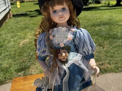 Le Jardine Collection "Mina" Porcelain Musical Doll with Stand