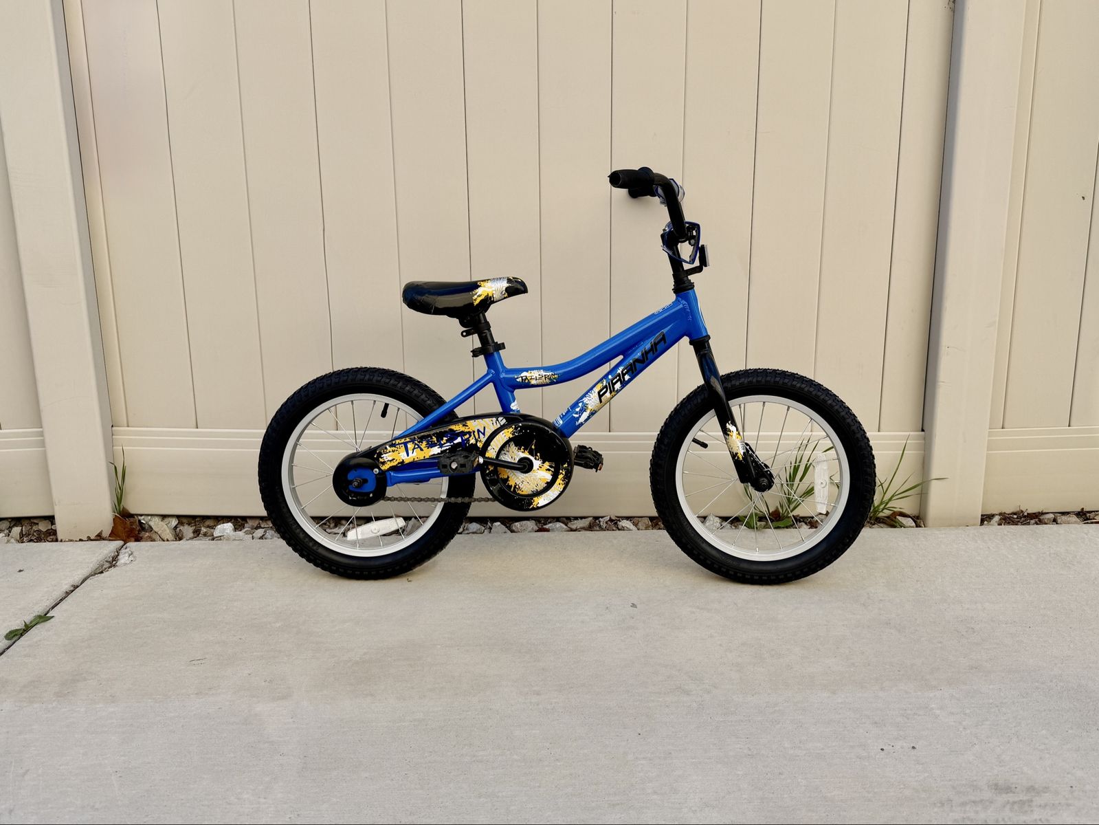 Piranha Tailspin Boys Bike 3-7 Year Old